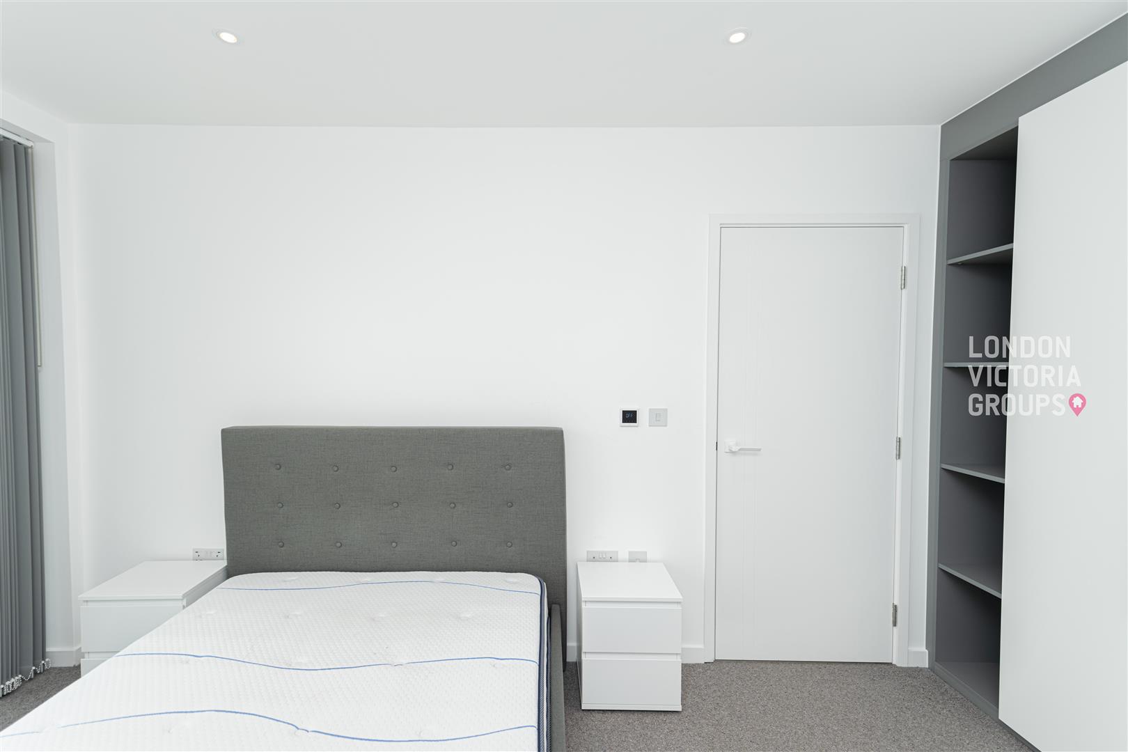 5 Tapestry Way, London